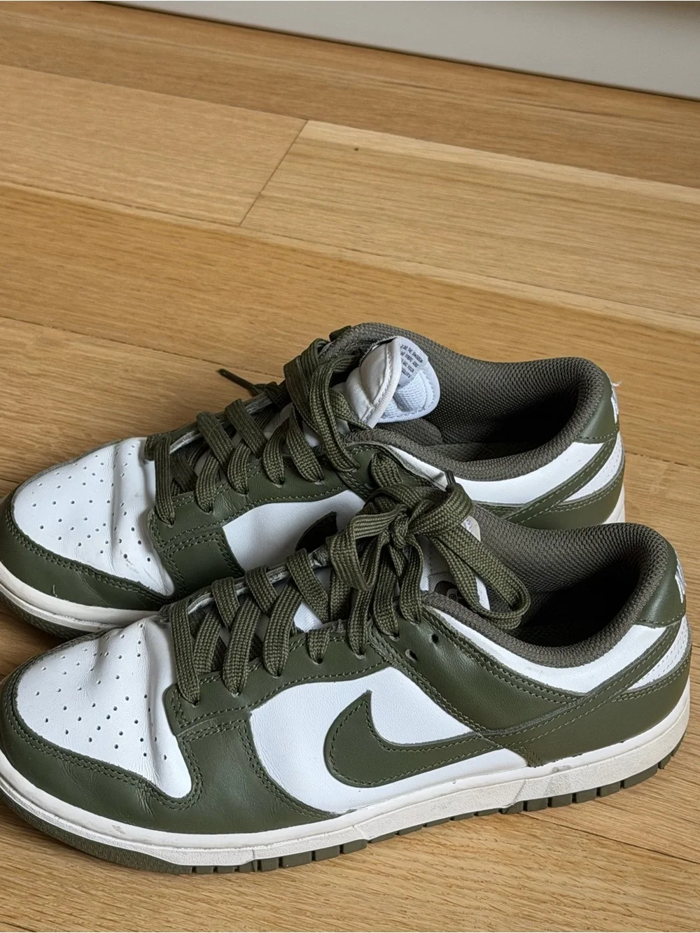 Nike Men’s Olive Green and White Low-Top Sneakers